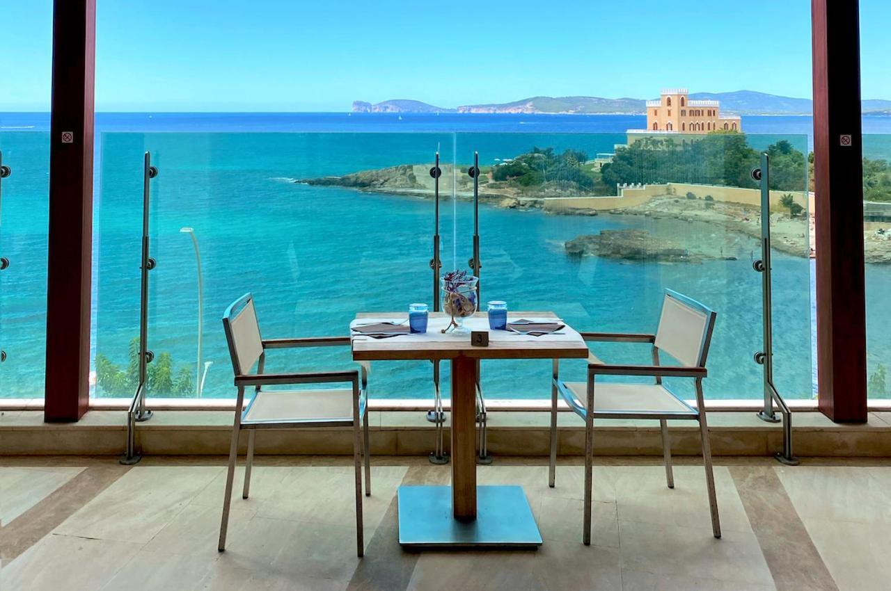 Smy Carlos V Wellness & Spa Alghero Exterior photo View from the restaurant