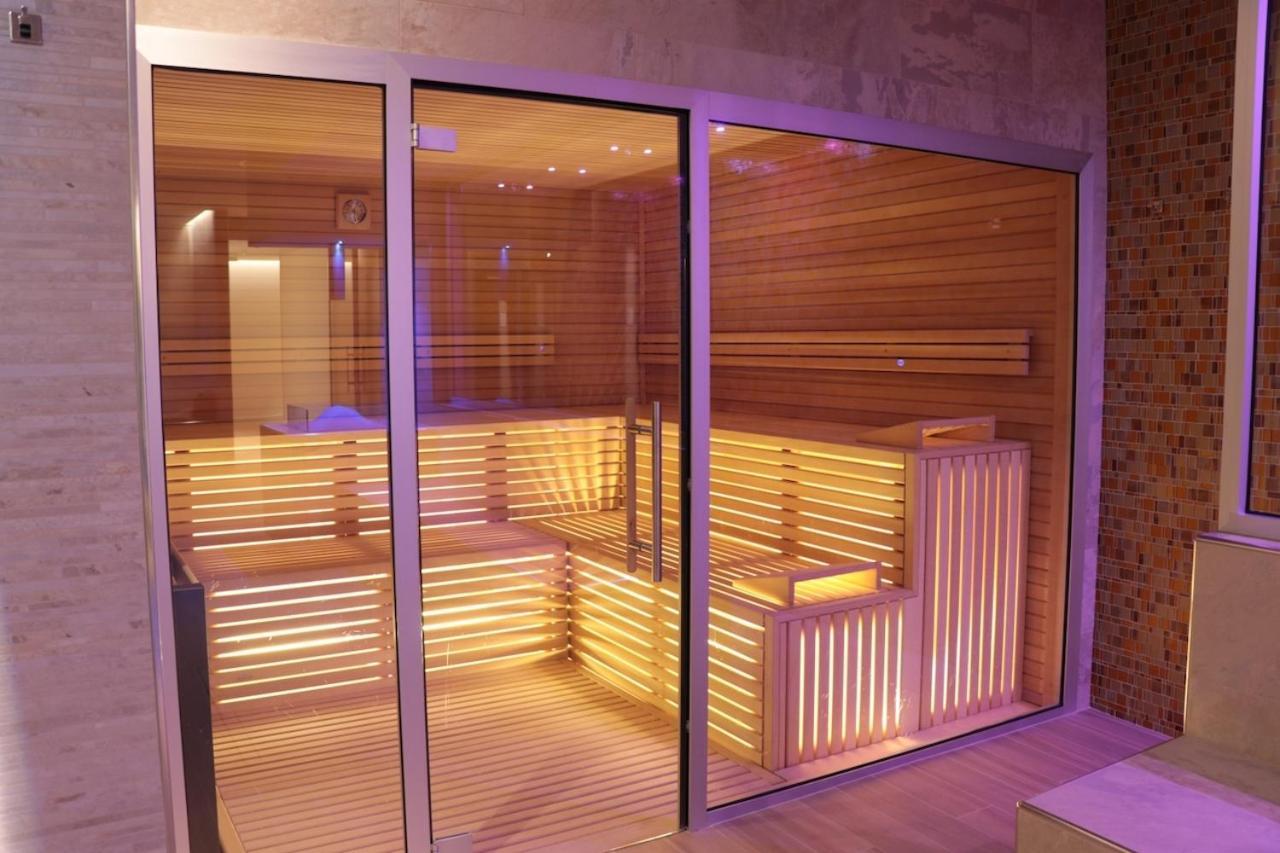 Smy Carlos V Wellness & Spa Alghero Exterior photo A modern Finnish sauna