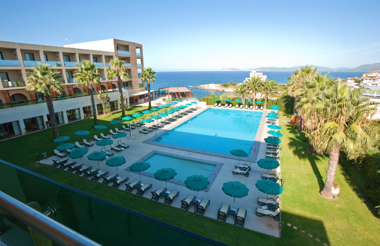Smy Carlos V Wellness & Spa Alghero Exterior photo The resort's main pool